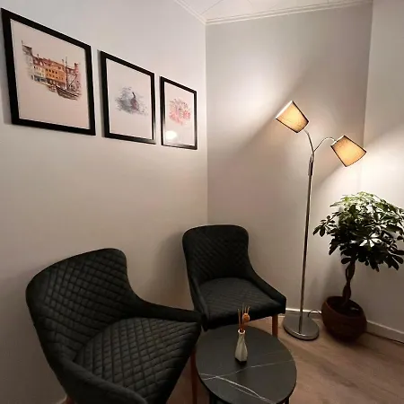 Apartment Shruti's *
